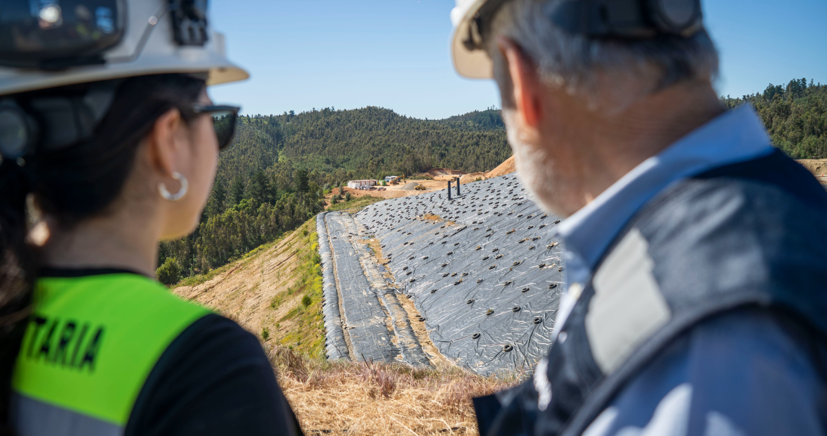 Autoridad Sanitaria fiscaliza relleno Hidronor para prevenir ocurrencia de incendios forestales
