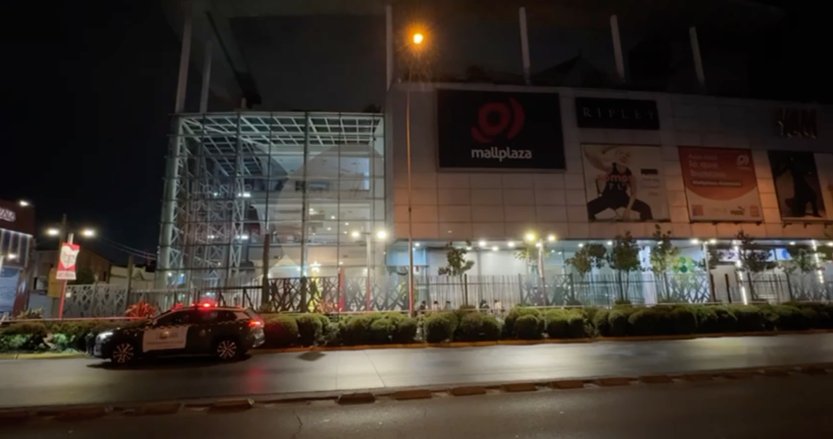 Indagan robo de $60 millones en zapatillas desde el interior de un mall en Estación Central