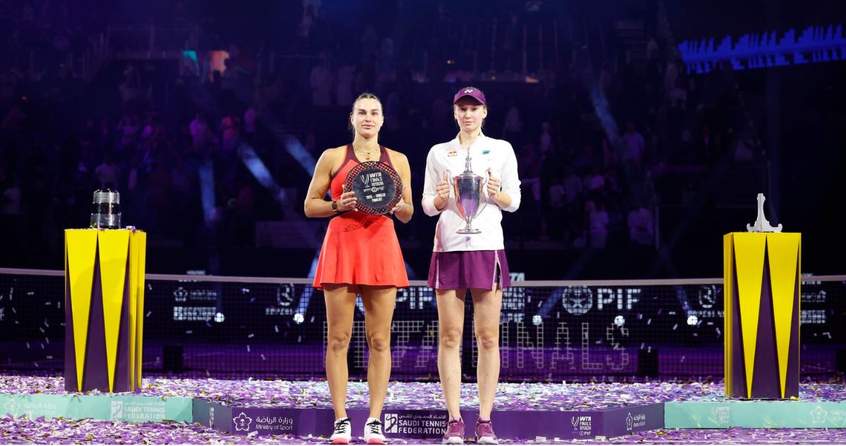 Sabalenka pierde con Rybakina y se extiende su mala racha en WTA finales