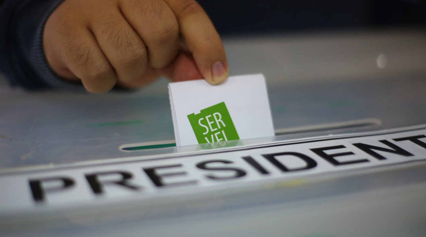 Servel informa que el 99,99% de las mesas en Chile ya están instaladas para ir a votar
