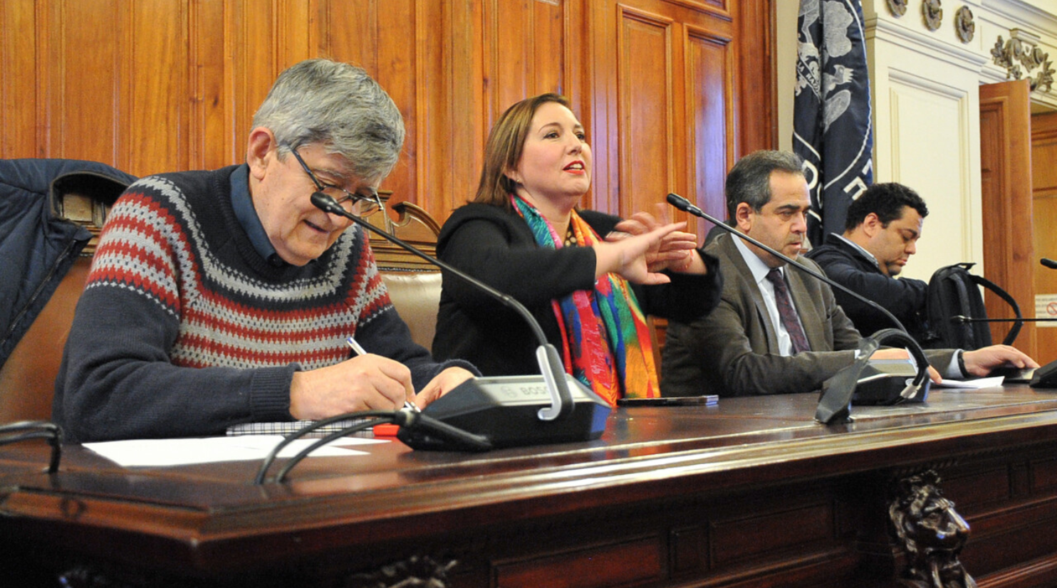 Socialismo Democrático se enfocará en la candidatura de Jara mientras evalúa el futuro de sus partidos