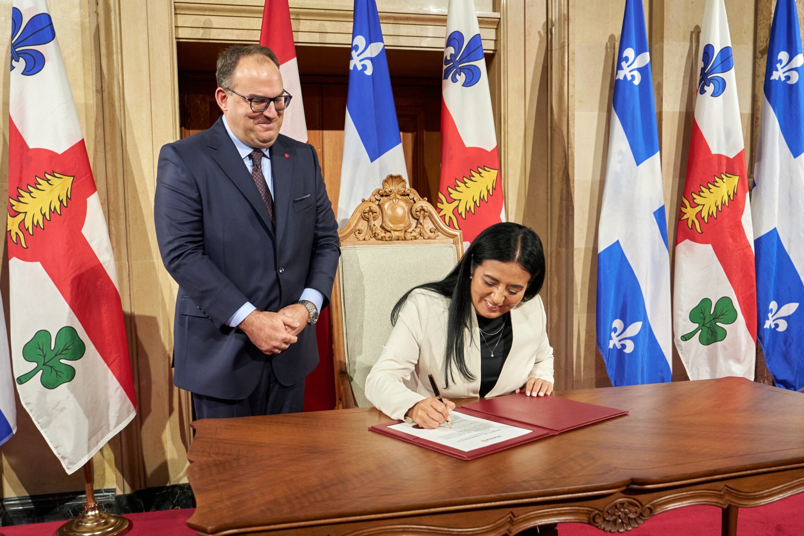 Soraya Martínez jura como nueva alcaldesa de Montreal en Canadá: "No solo hablo español, soy chilena"