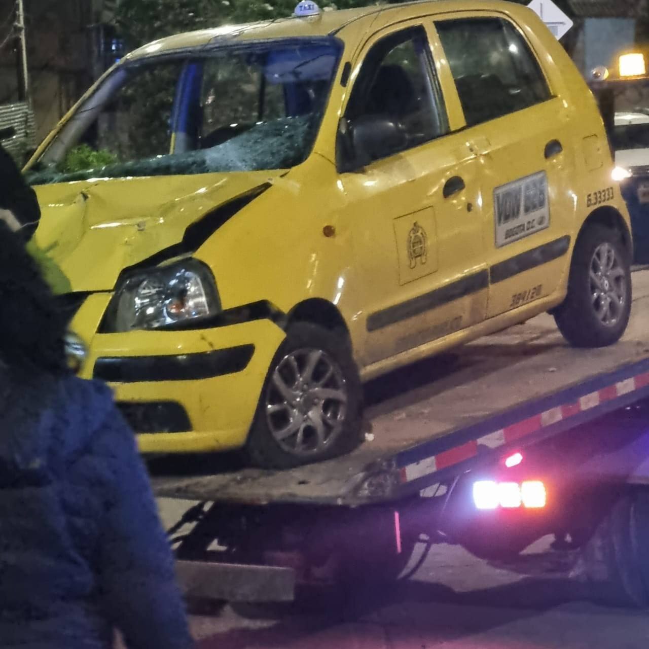 Vehículo que conducía el taxista en estado de ebriedad
