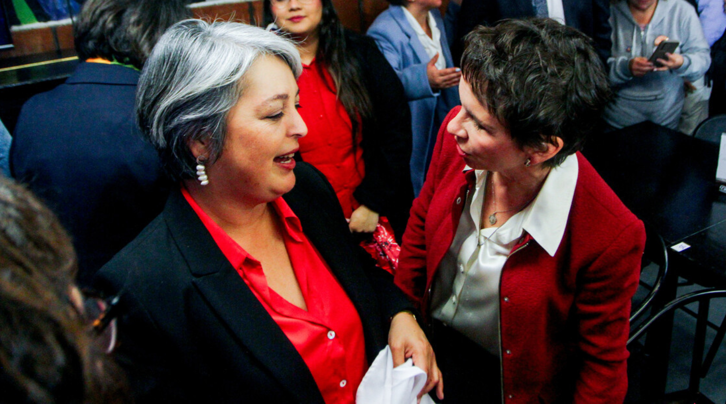 "Va a hacer bailar a todos a su ritmo": Tohá advierte por invitación de Parisi a Jara a ’Bad Boys’