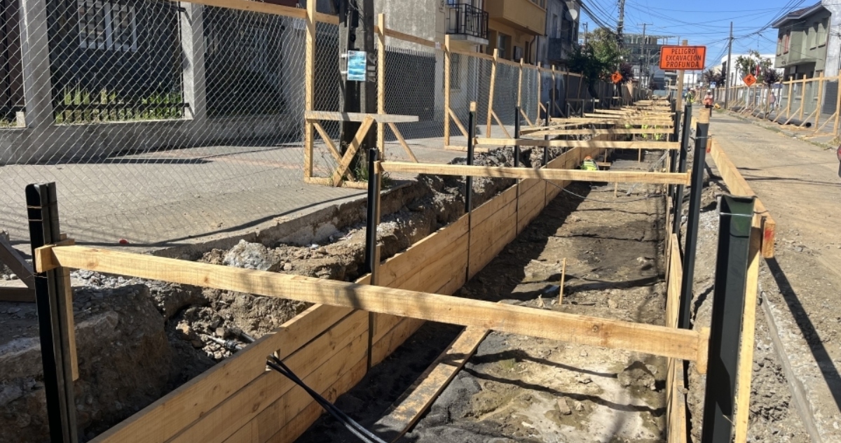 Locatarios acusan bajas de hasta el 70% en sus ventas por obras en calle Diego Portales de Tomé