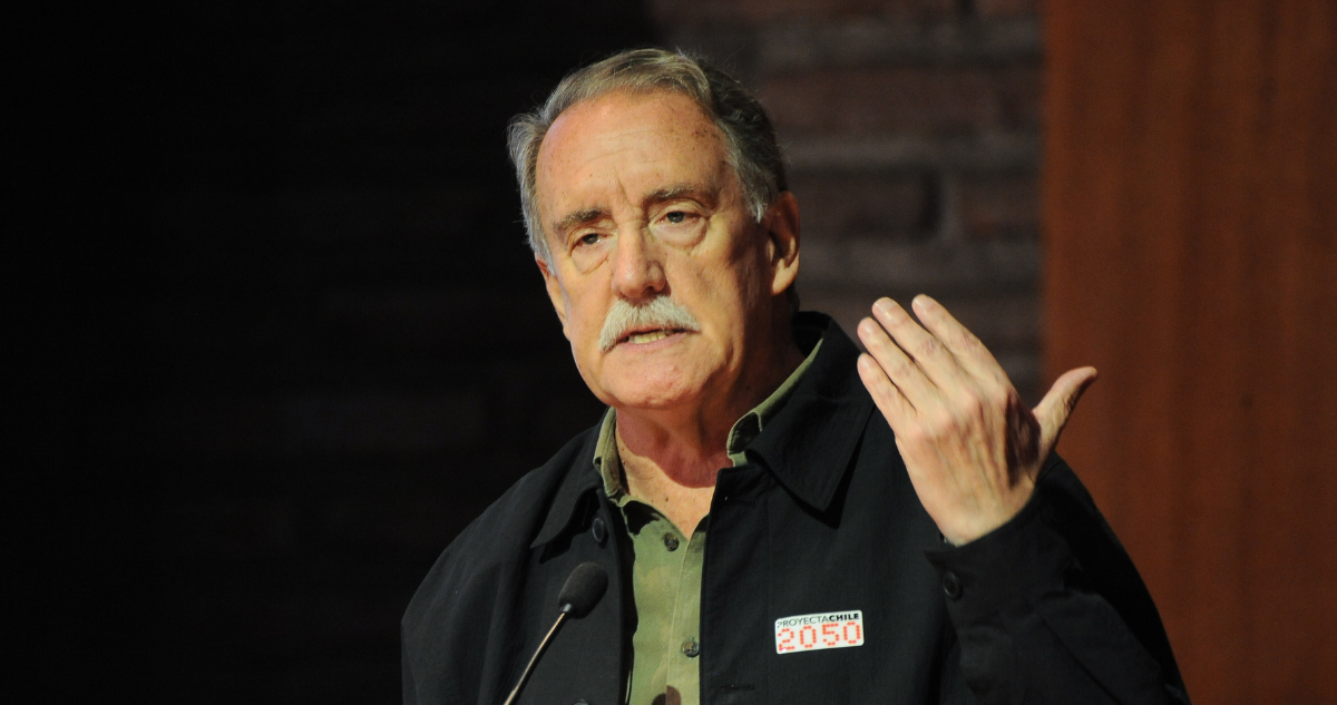 “Tú me vas a esperar que yo termine”: el tenso cruce entre Artés y periodista en debate ARCHI