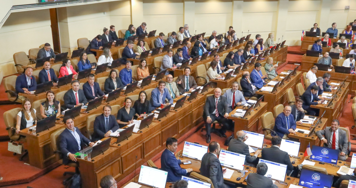 RN y UDI piden fortalecer Contraloría y quitar recursos a Cultura para comprar PC a niños vulnerables