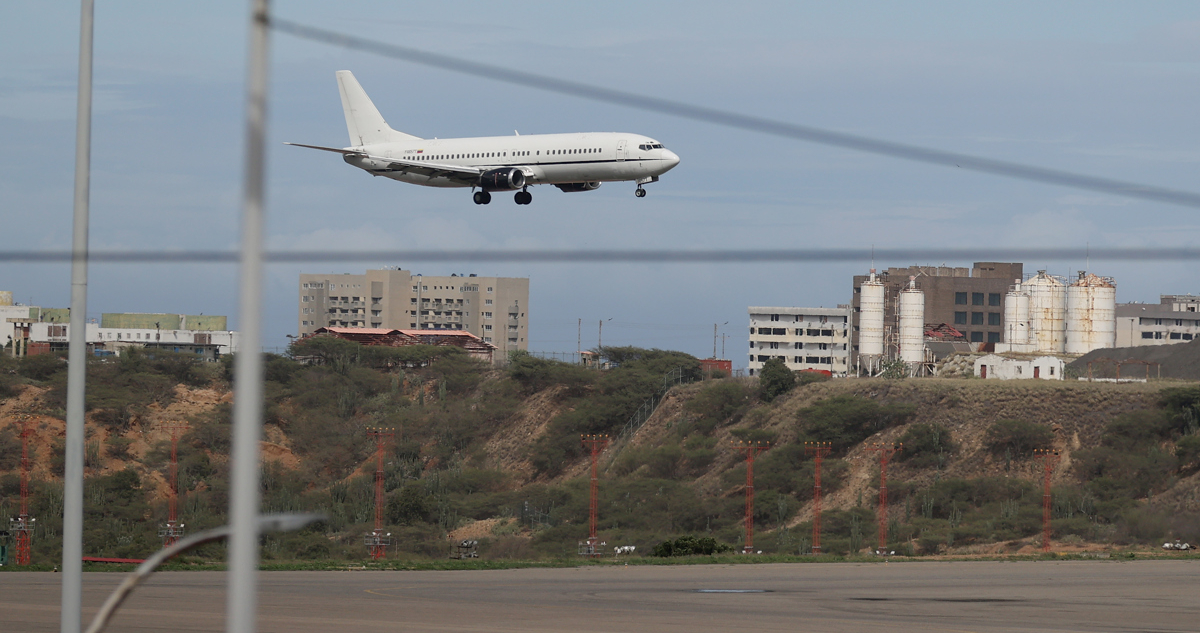 Venezuela revoca concesión a aerolíneas que cancelaron rutas por “sumarse a acciones de terrorismo”