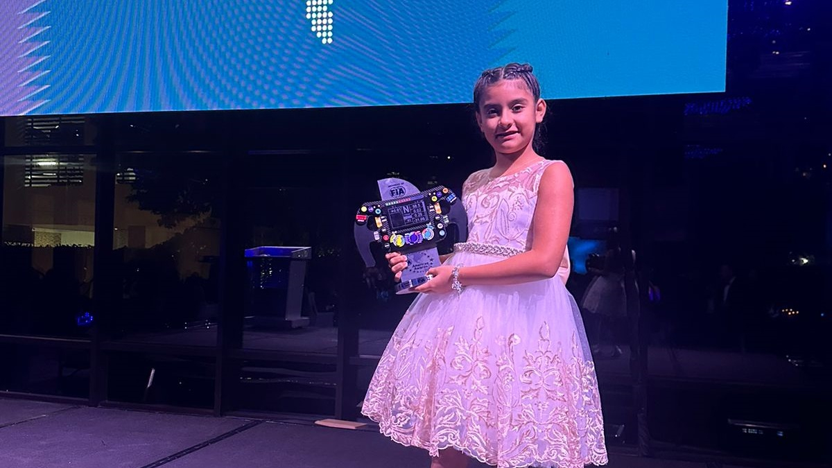 
Anaís Orellana en ceremonia de la FIA en Panamá