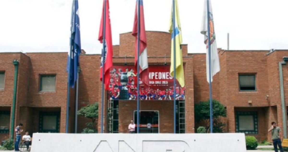 Directorio de ANFP rechazó intentó de Unión Española y Deportes Iquique de anular sus descensos