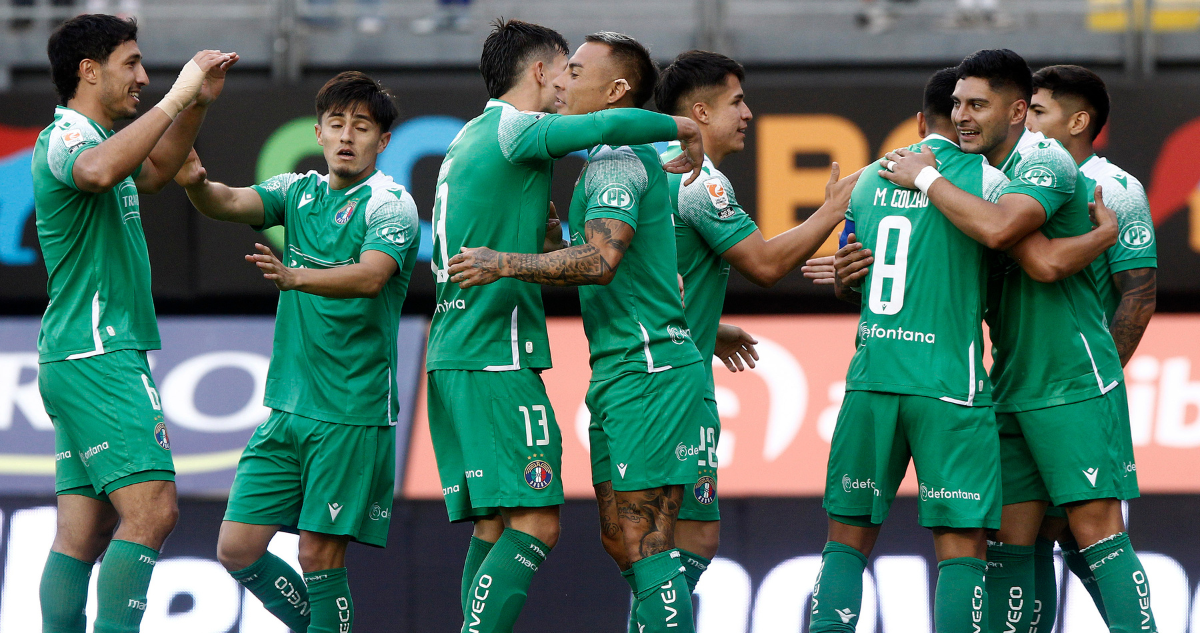 Audax resiste con un jugador menos ante Ñublense y se clasifica a Copa Sudamericana