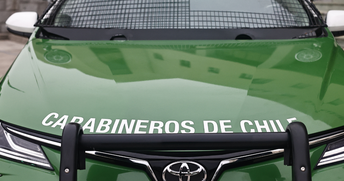 https://media.biobiochile.cl/wp-content/uploads/2025/12/auto-carabineros.png