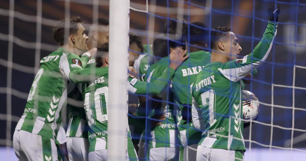 Real Betis pisa fuerte en la Europa League: venció al Dínamo en Zagreb