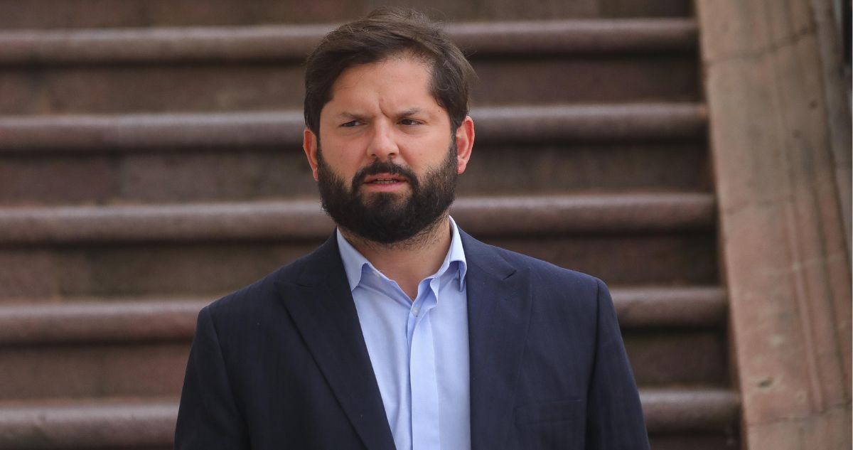 Caso Monsalve, la casa de Allende y otros: la autocrítica que habría hecho Boric ante el oficialismo