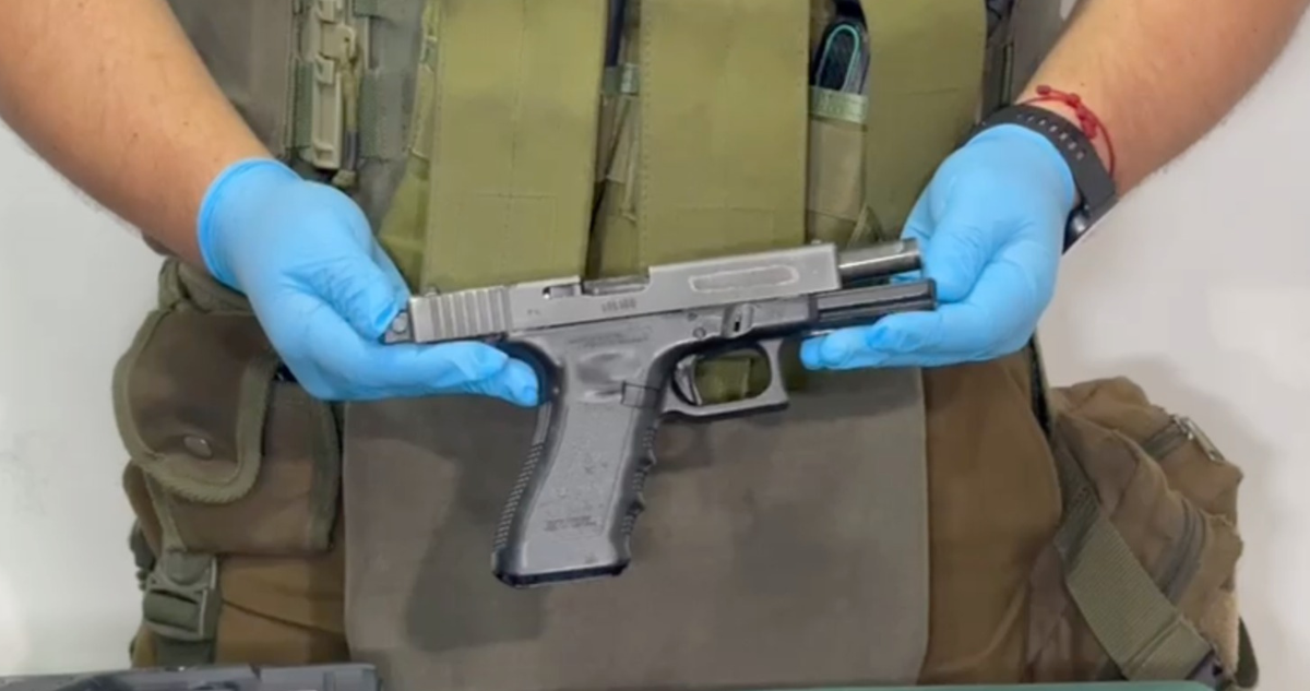 Carabineros detiene a cuatro sujetos quienes estaban efectuando disparos contra un domicilio en Recoleta