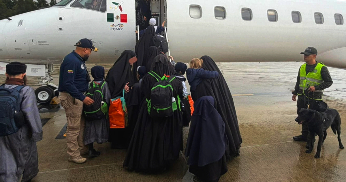 Colombia expulsa a miembros de comunidad judía Lev Tahor y entrega a 17 menores a EEUU