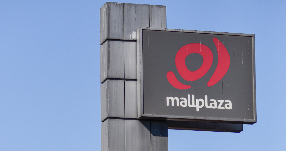 Delincuentes roban $100 millones en especies desde Mallplaza Trébol: dos tiendas afectadas