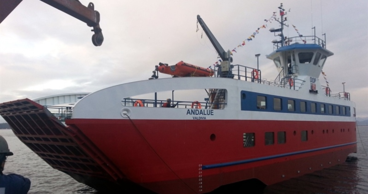 Esperan que Barcaza Andalué vuelva a conectar Corral y Niebla a mediados de enero: está en reparación