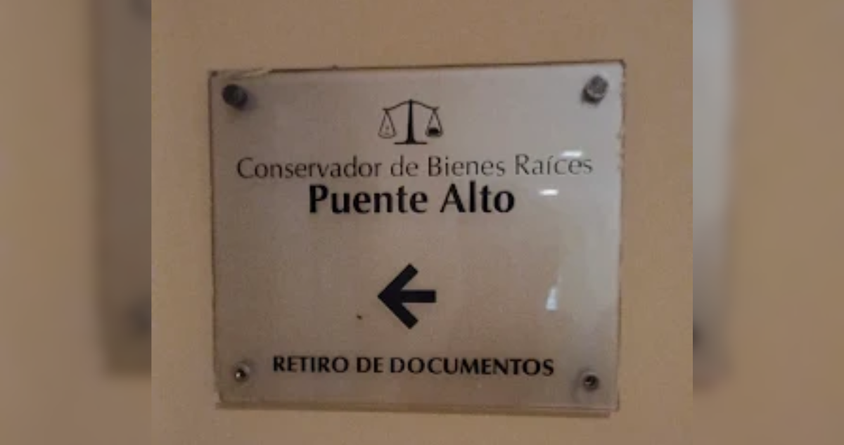 Designan a Jorge Osnivikoff como suplente de Sergio Yáber, conservador investigado en trama Bielorrusa