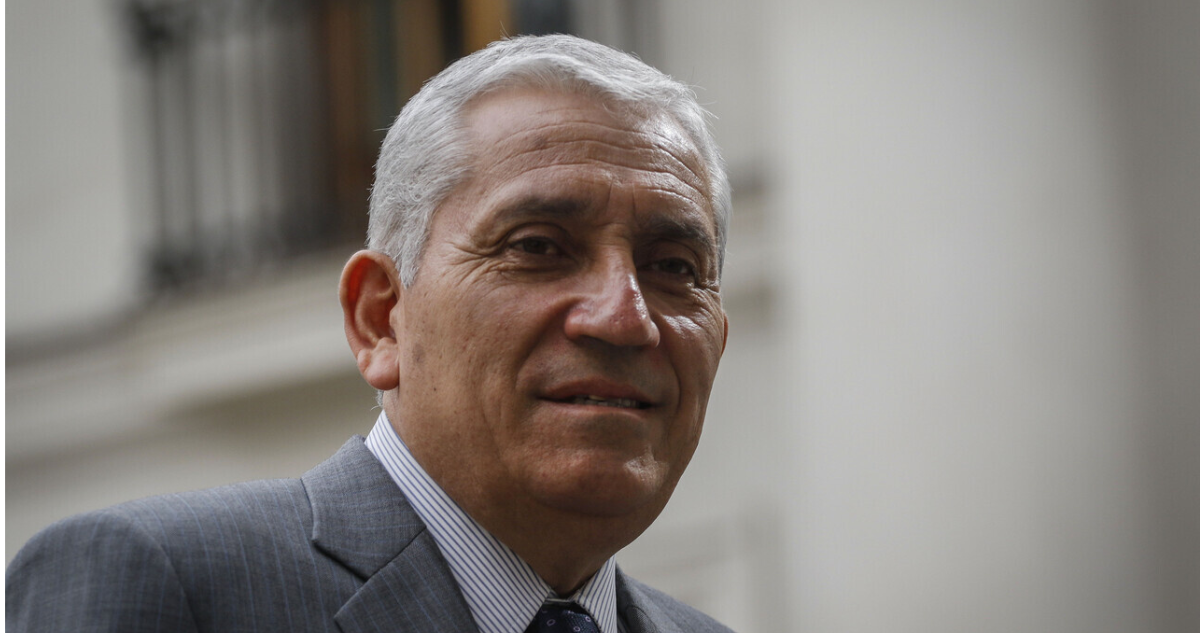 Condenan a 17 años de cárcel al exdirector de la PDI, Héctor Espinosa