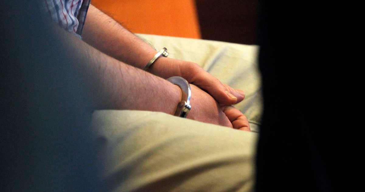 Condenan a siete años de cárcel a hombre por turbazo en La Reina: robo fue avaluado en $40 millones