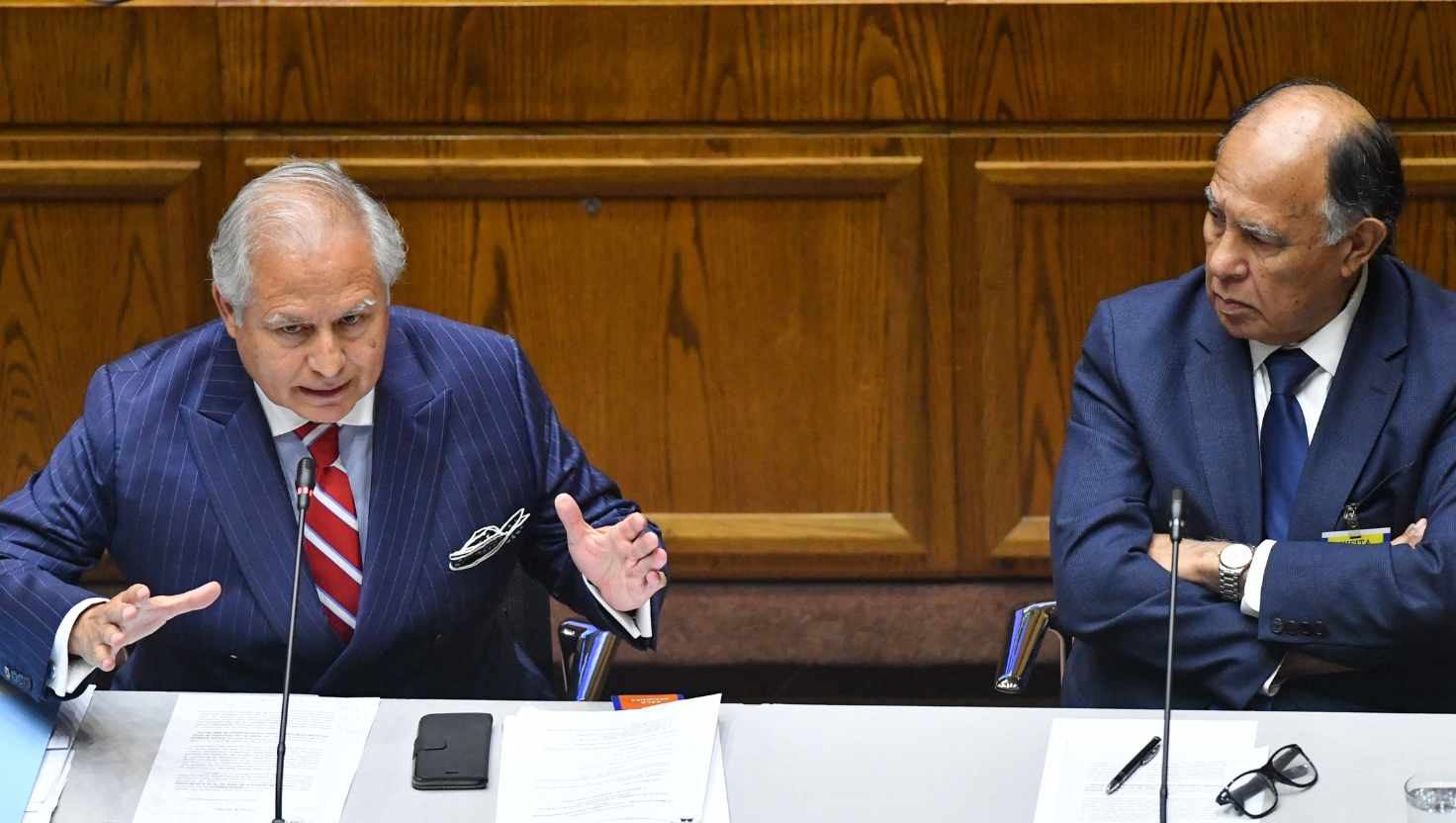 Defensa de Simpertigue acusa vicios en Acusación Constitucional justo antes de votación en el Senado