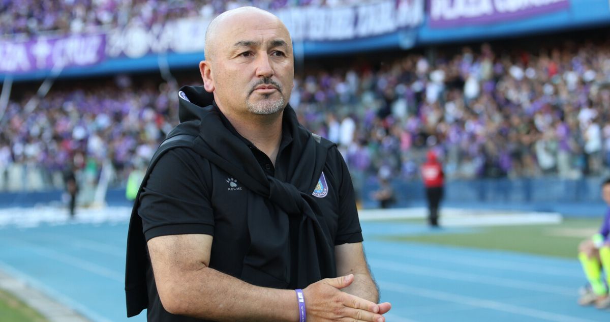 Patricio Almendra seguirá como DT de Deportes Concepción.