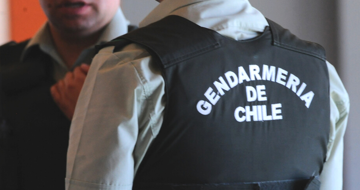 Detienen a gendarme cuando intentaba ingresar droga a módulo de cárcel de Valparaíso: fue destituido