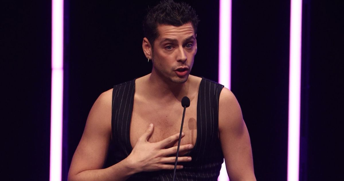 Actor español Eduardo Casanova revela que tiene VIH y relata cómo es vivir con la enfermedad