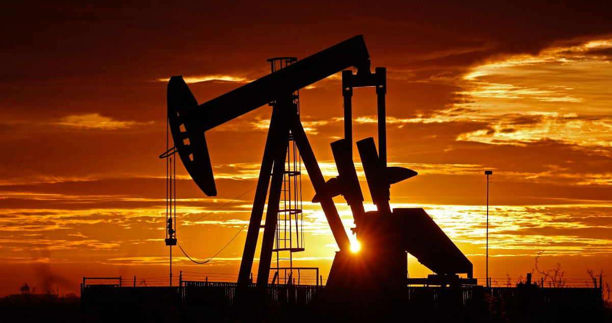 El barril de crudo sube en reacción a la Fed y la incautación de barco petrolero frente a Venezuela