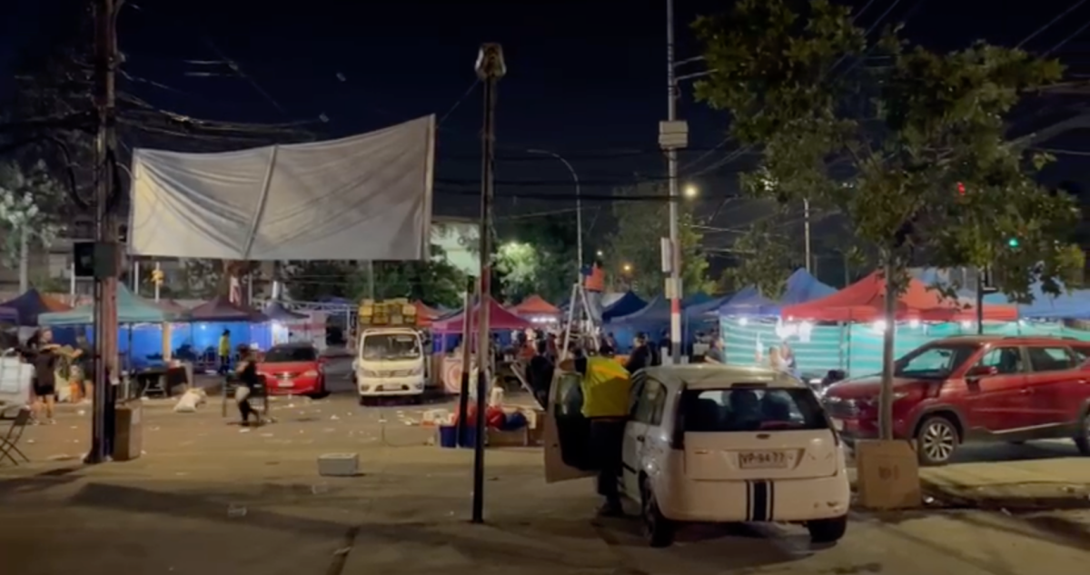 Violenta noche en ferias navideñas en la RM: joven de 17 años fue asesinado a tiros en Cerro Navia