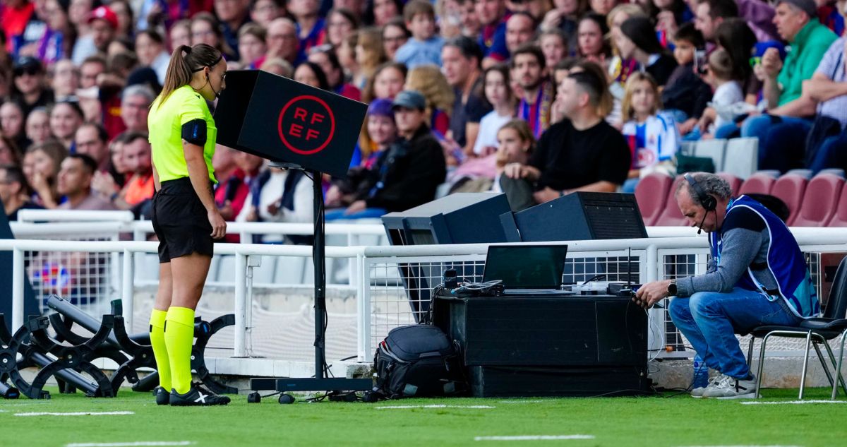 FIFA quiere darle más atribuciones al VAR para Mundial 2026.