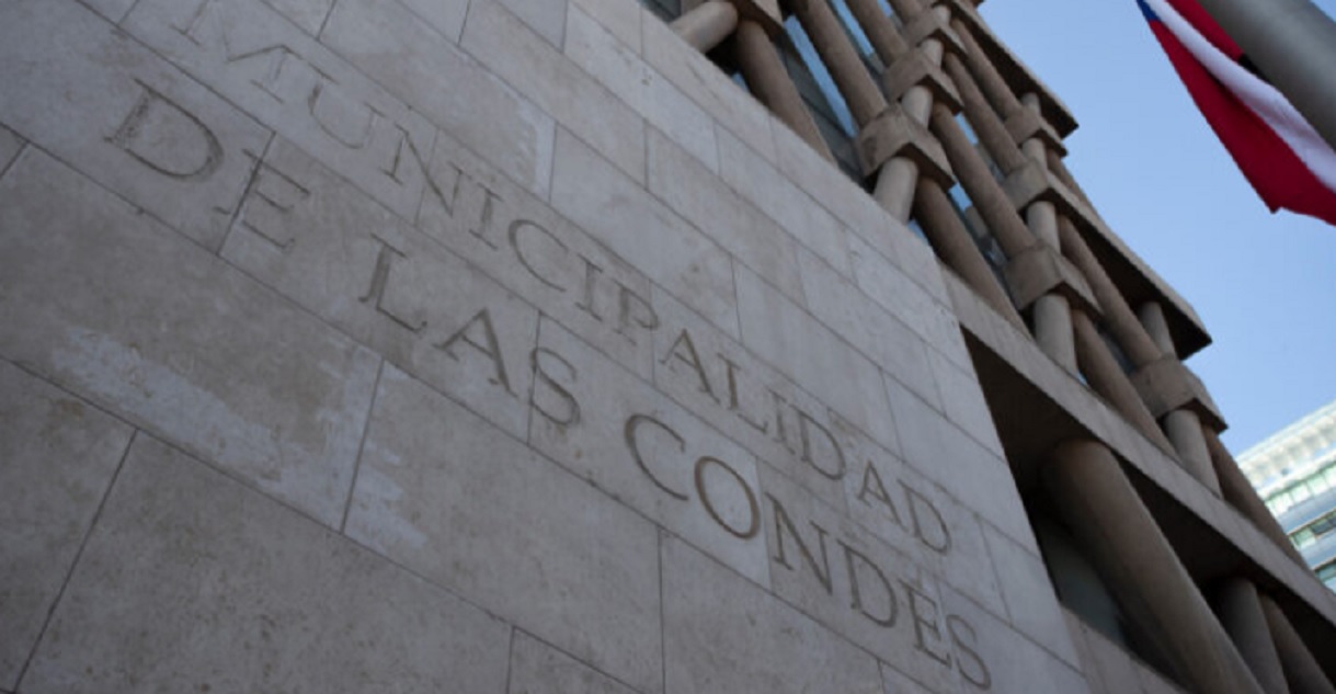 Formalizan al exdirector de Control de Las Condes en investigación por el caso Cesfam