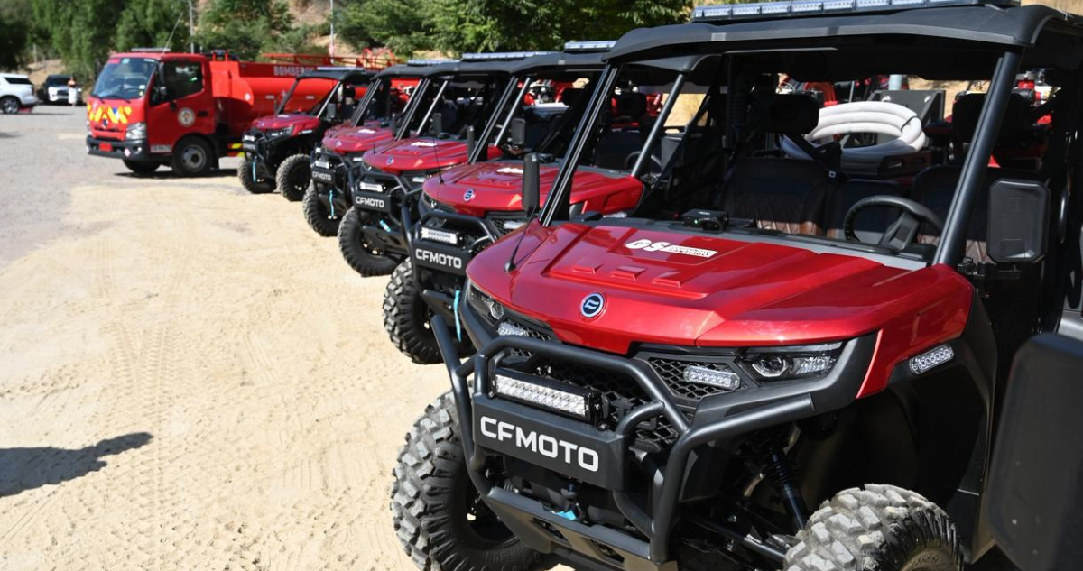 Bomberos recibe doce vehículos UTV todoterreno por parte de Gobierno de Santiago para labores en sectores rurales y de alto riesgo