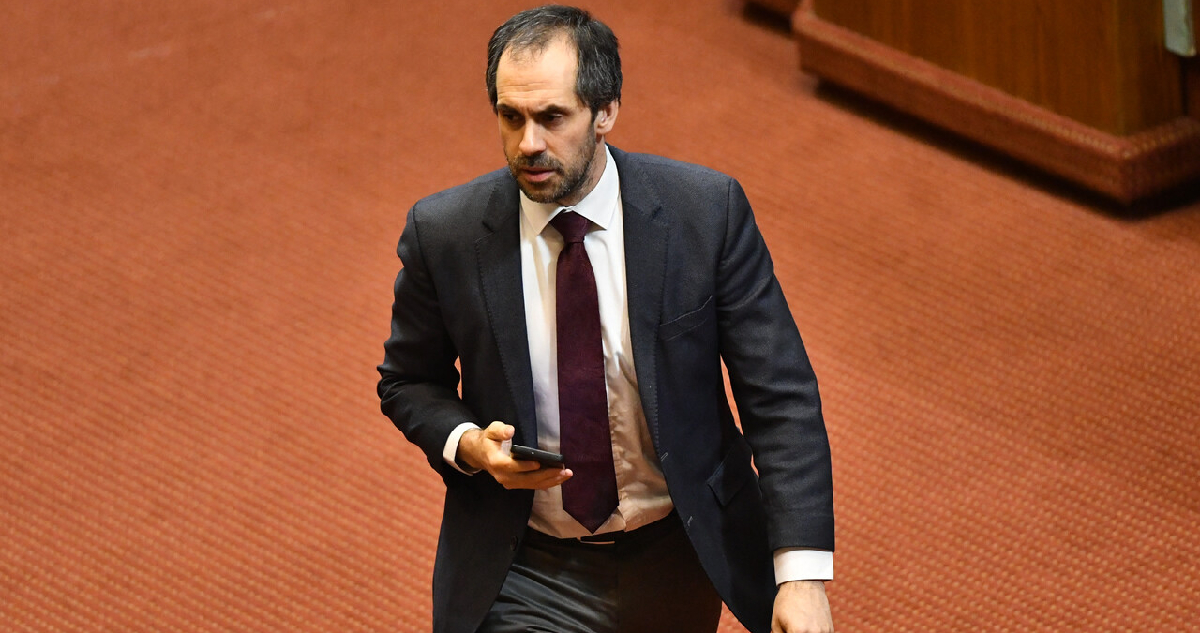 Grau confirma que ajustarán proyecto del FES y defiende que “es mejor en términos fiscales” que el CAE