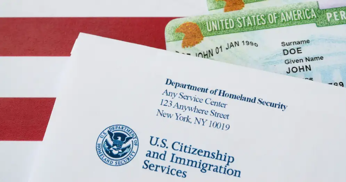 EEUU congela asilo y Green Card