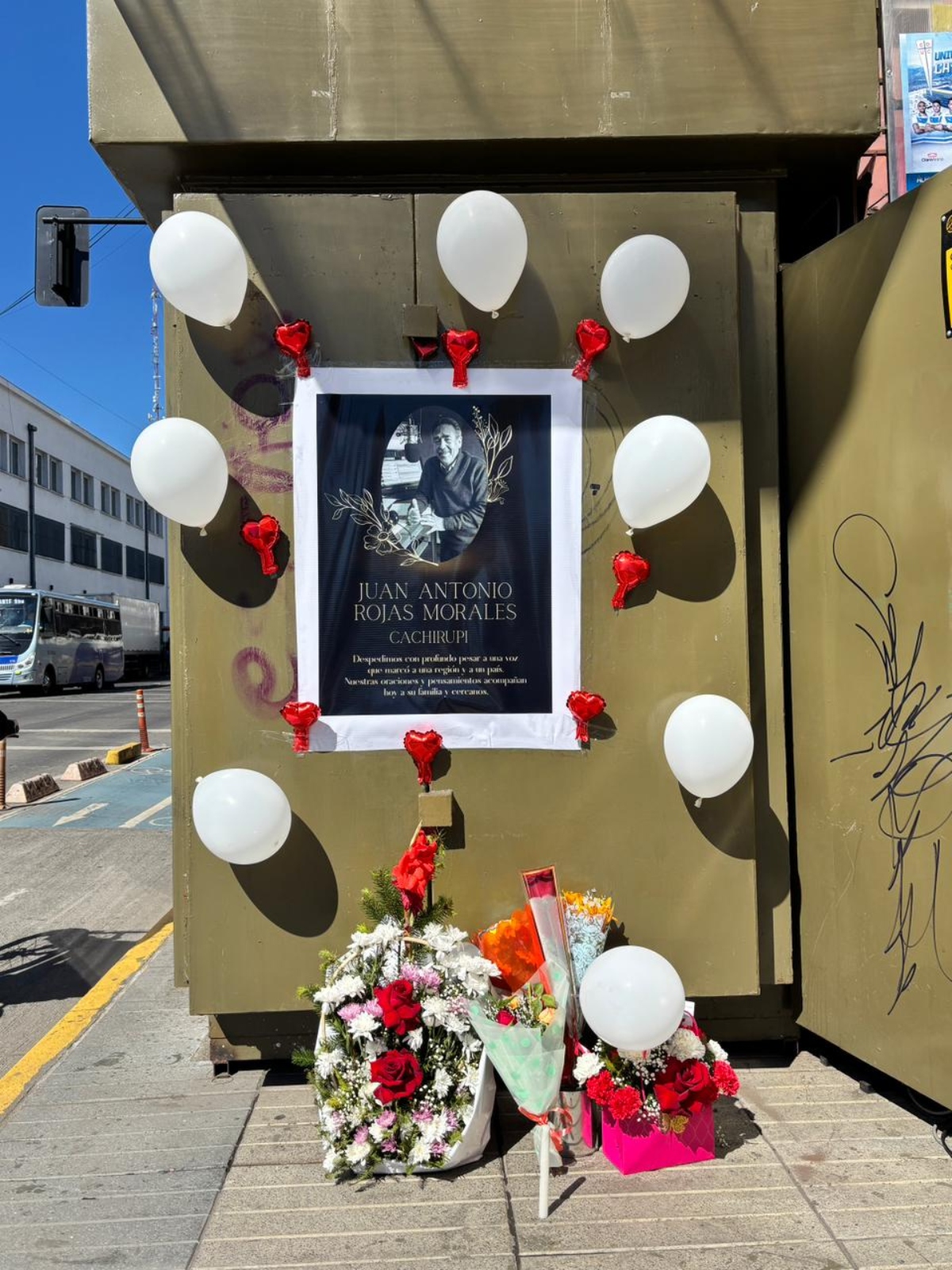 Levantan homenaje espontáneo a Cachirupi y se confirman datos de su funeral: "Era bueno y chistoso"