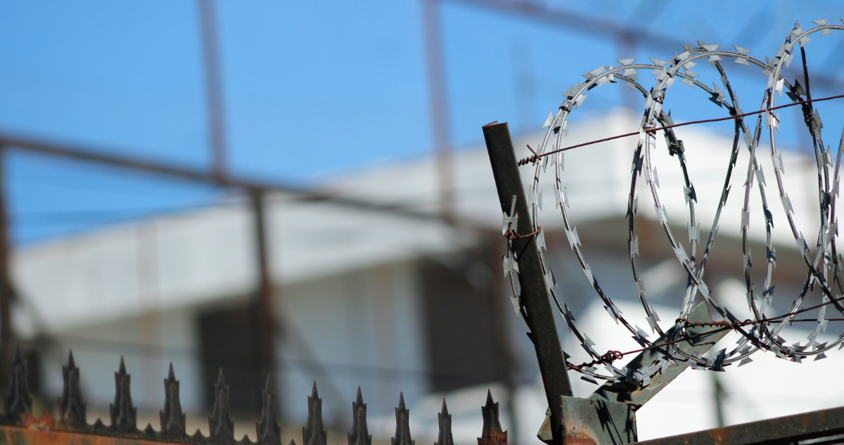 Ocultó cuerpo en basurero: presidio perpetuo calificado a hombre que mató a su madre en Collipulli