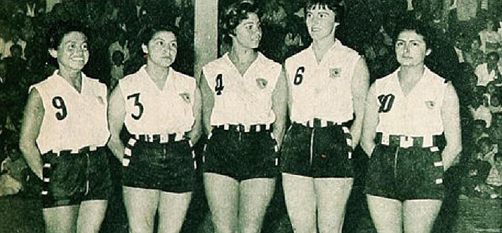 Pauchard con la camiseta número '6' de Colo Colo. 