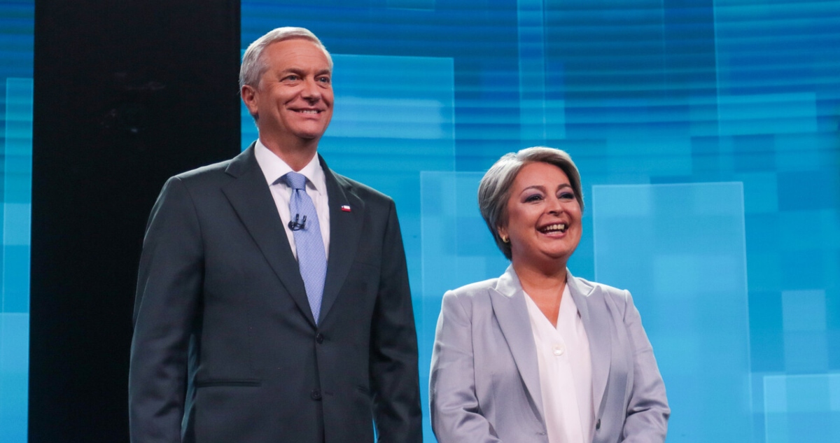 Las campañas negativas de Jara y Kast: aspirantes a La Moneda realizaron 113 ataques en último debate