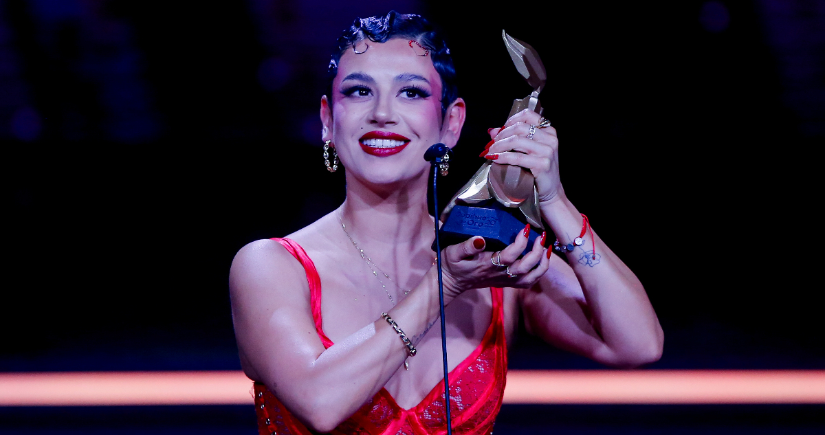 Karla Melo tras recibir el título de Reina Pop en los Copihue de Oro 2025