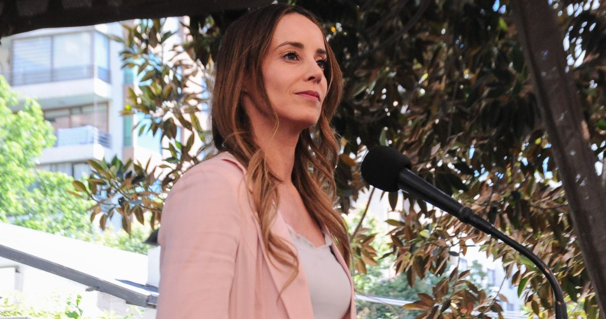 Tras crítica de Irina Karamanos: vocera de Kast retorno del rol de Primera Dama y descarta retroceso