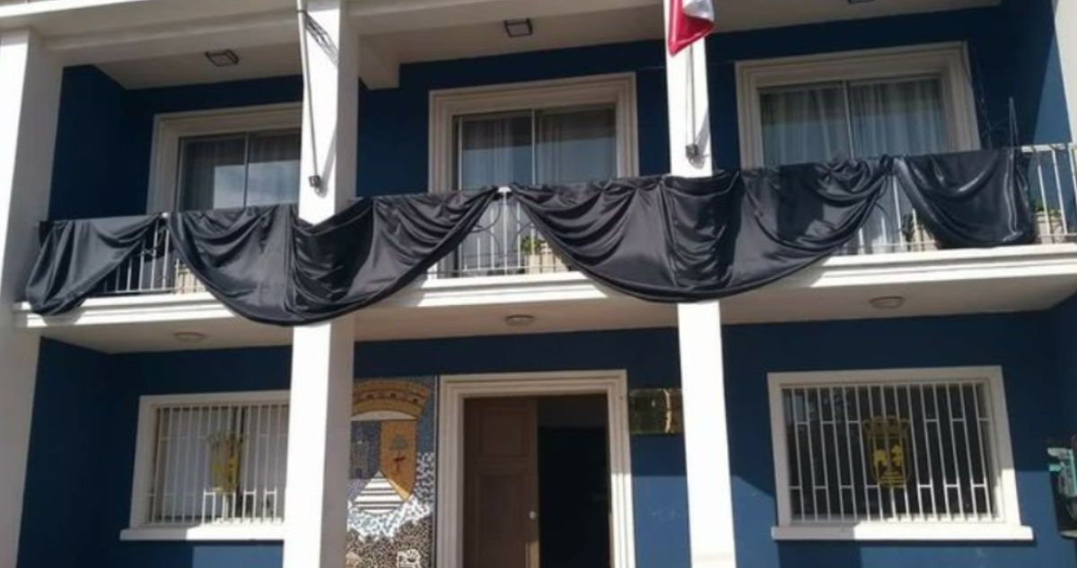 Municipalidad de Lota planifica demoler parcialmente casa que obstruye visión de cruce vial