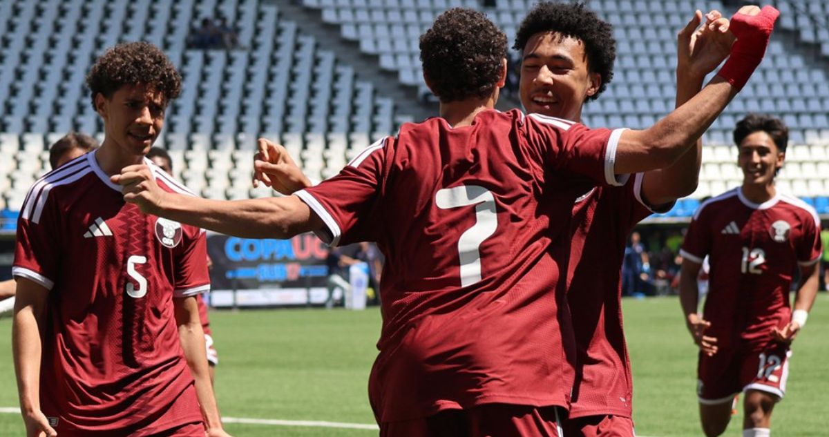 Qatar abandonó la Copa UC tras perder vía escritorio ante Perú.