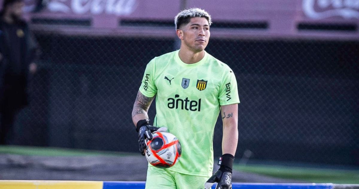 Brayan Cortés está 99% fuera de Peñarol y volvería a Colo Colo.