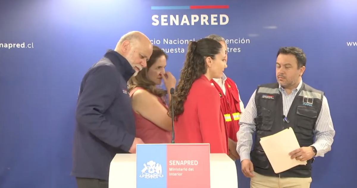 Evacuan edificio del Senapred tras activación de alarma en medio de actividad de prensa