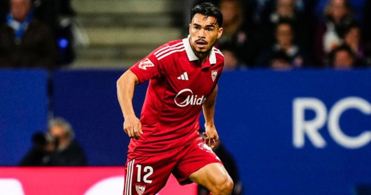 Sevilla confirma que Gabriel Suazo recayó de su lesión y estará cerca de un mes fuera de las canchas