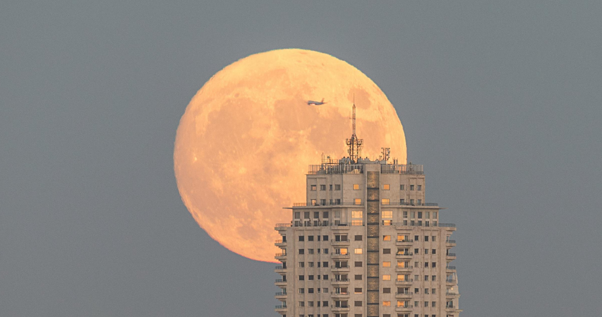 A qué hora ver la última Superluna de 2025 y por qué en algunos países se llama “Luna Fría”