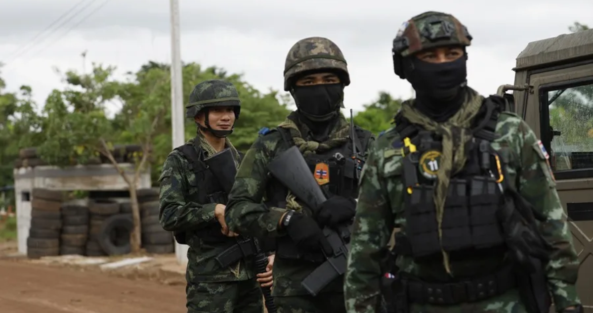 Al menos 5 muertos y 16 heridos en nuevos ataques fronterizos entre Tailandia y Camboya