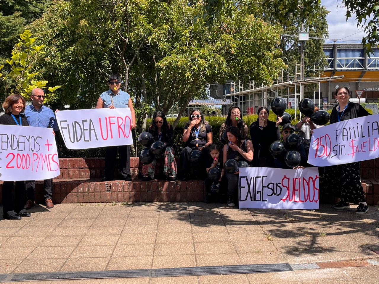 Trabajadores de Fudea UFRO
